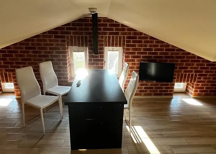 Daire Na Poddaszu Chorzów